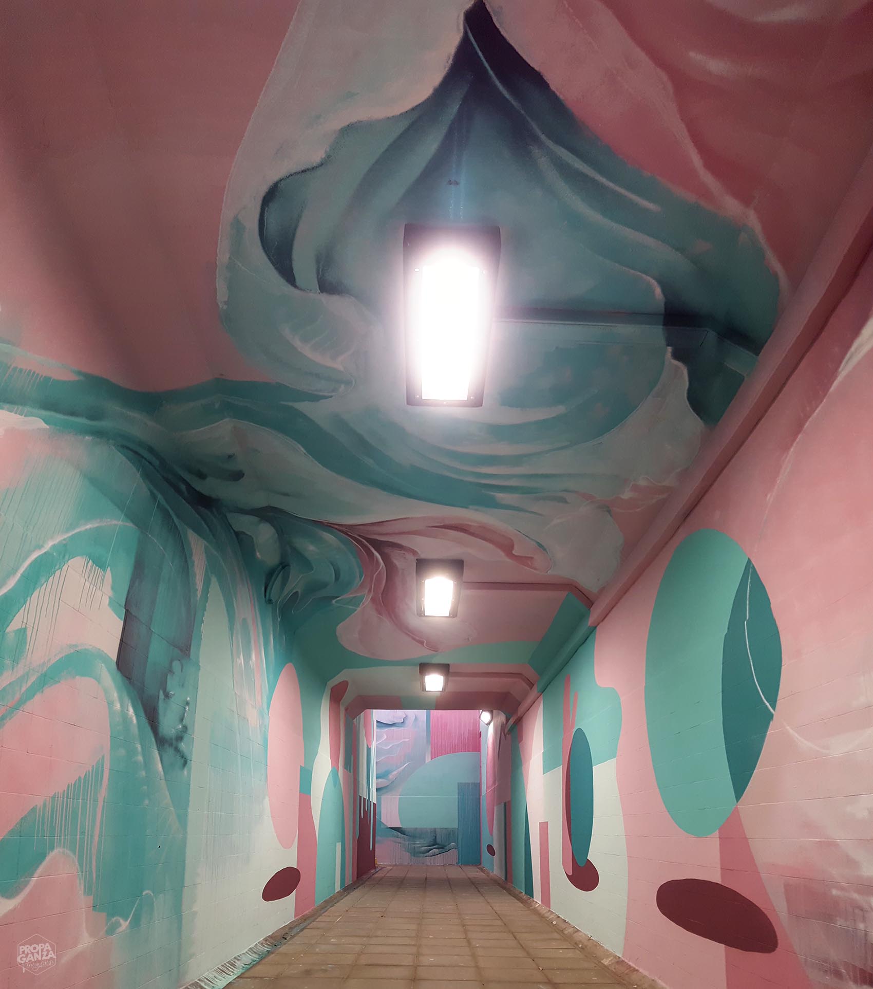 https://www.propaganza.be/wp-content/uploads/2019/04/adrien-roubens-abstract-paint-graffiti-street-art-vegetal-wave-tunnel-propaganza-hendlisz-pink-sixties-60-contemporary-5.jpg